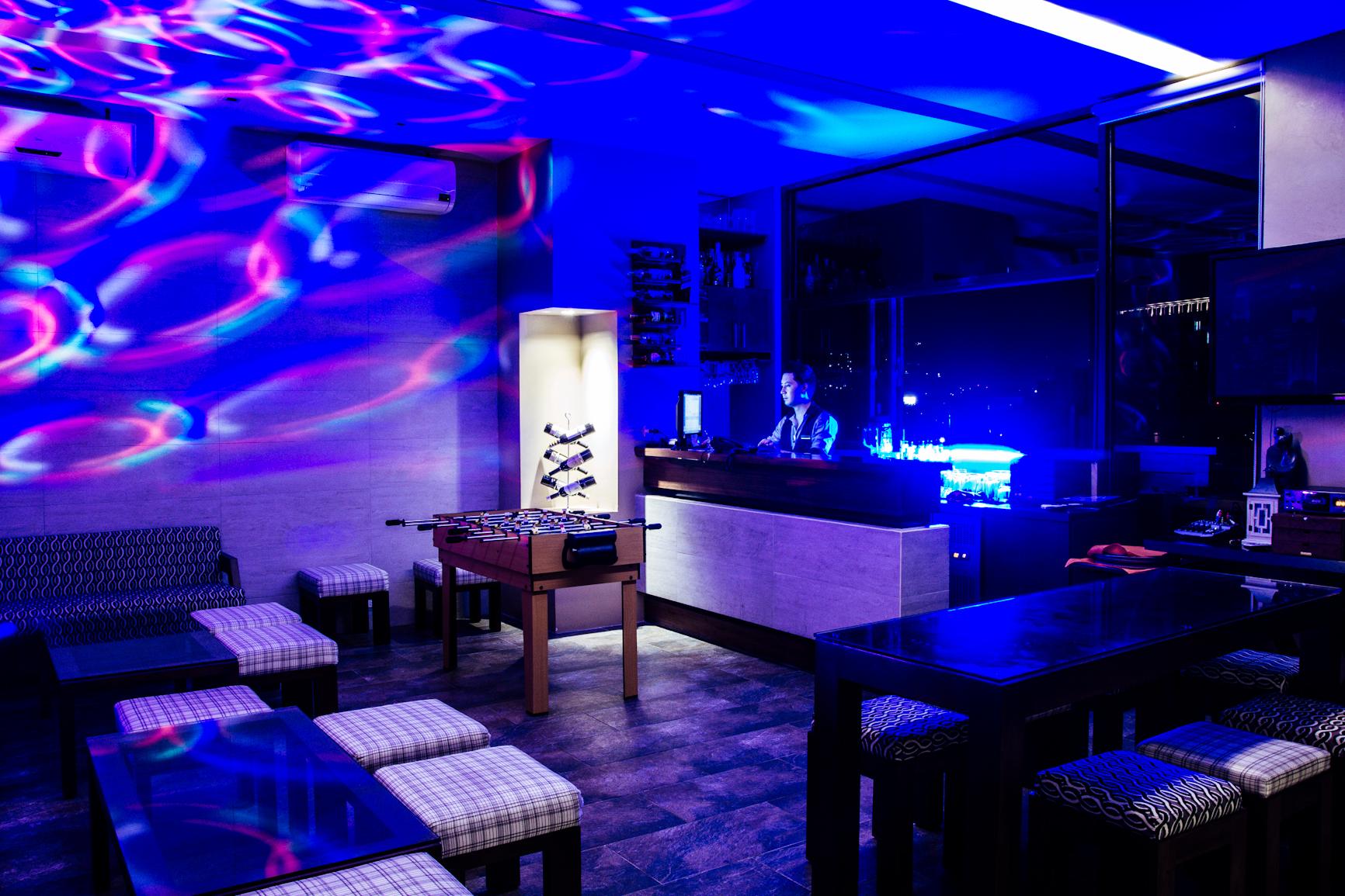 Castle Peak Hotel Себу Экстерьер фото