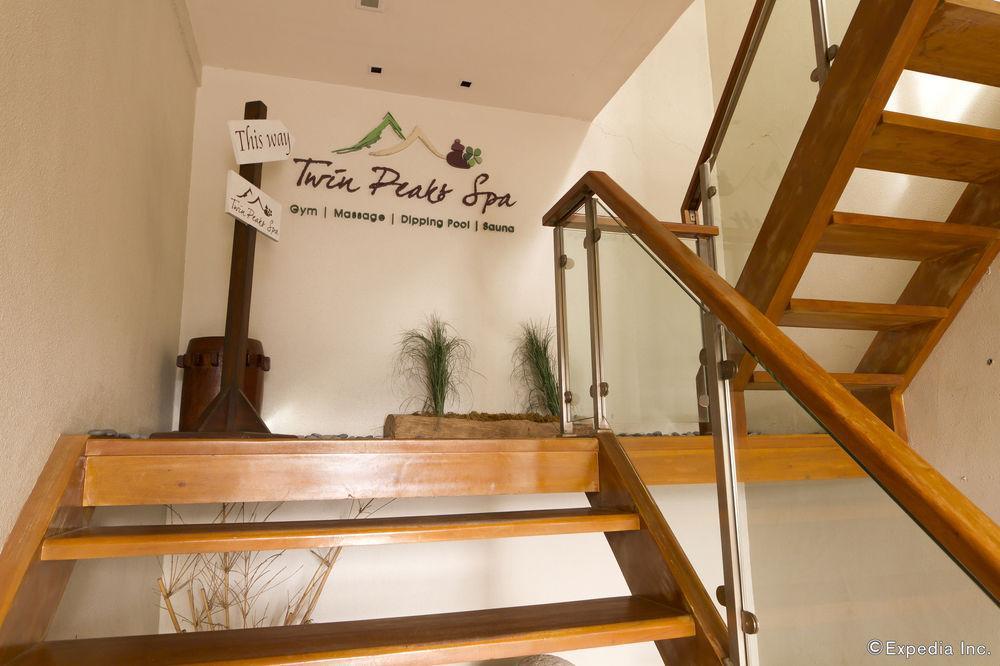 Castle Peak Hotel Себу Экстерьер фото